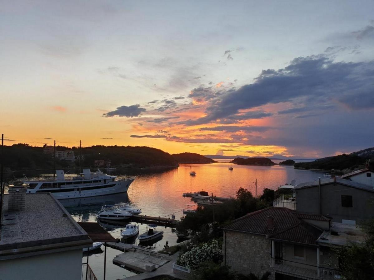 Apartment Sea Supetarska Draga Εξωτερικό φωτογραφία